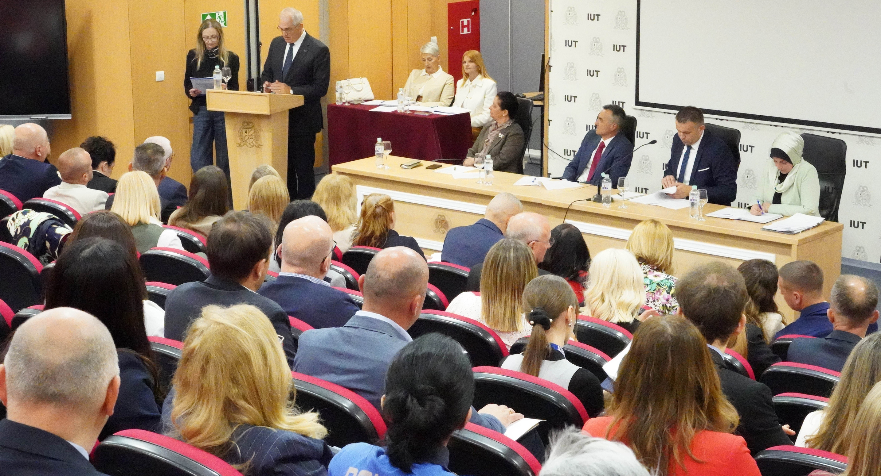 Sabor KSB na tematskoj sjednici o nasilju u obitelji i nasilju nad ženama usvojio 17 zaključaka